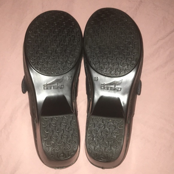 Dansko clogs size 39 💕💕 - Picture 3 of 4